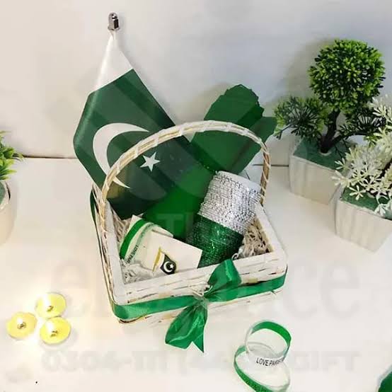 Independence Day Gift Basket